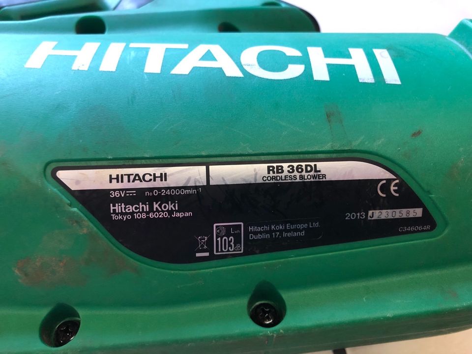 HITACHI Akku-Laubbläser - gebraucht - Akku scheint defekt in Wiesbaden