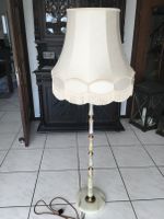 Stehlampe /Stehleuchte Fuß evt. Alabaster beige farbigen Schirm Nordrhein-Westfalen - Zülpich Vorschau