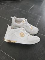 Guess Schuhe Baden-Württemberg - Güglingen Vorschau