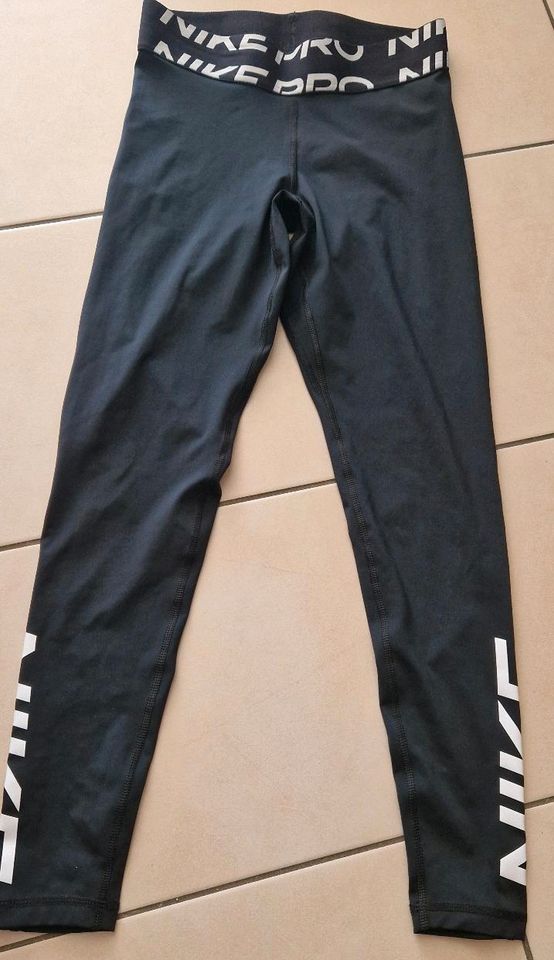 Nike Pro dri- fit Sport Leggins für Damen oder Mädchen. Gr.S. NEU in Köln