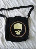 Tasche mit Totenkopf für Freizeit usw. 34 x34 x 9 cm Trageriemen Leipzig - Schönefeld-Abtnaundorf Vorschau