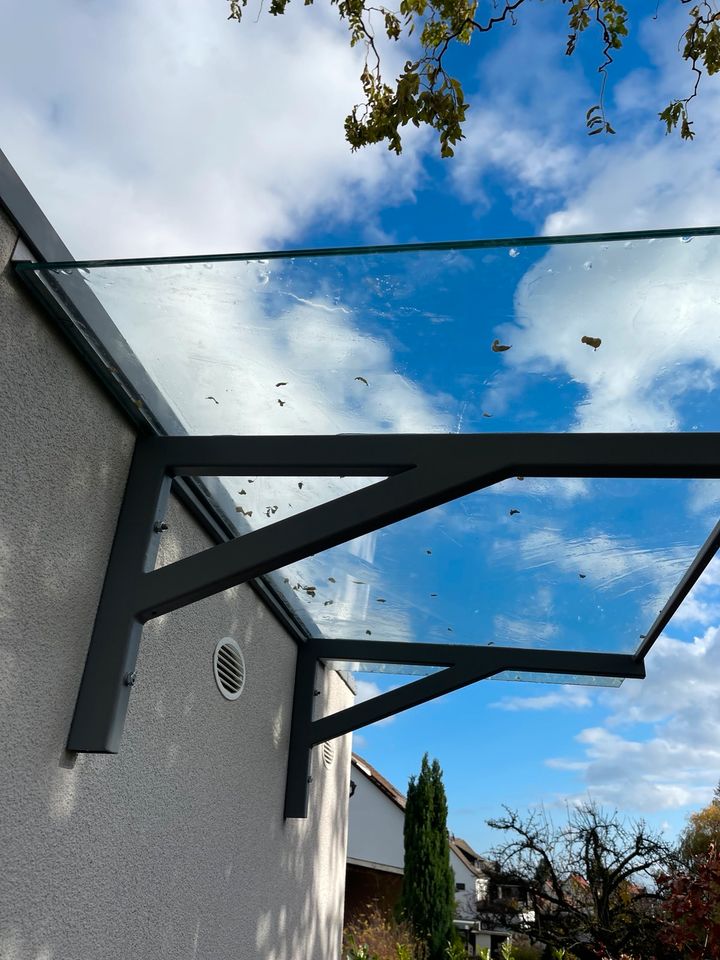 Vordach nur Gestell / Träger für Dach Stahl grau in Kelkheim
