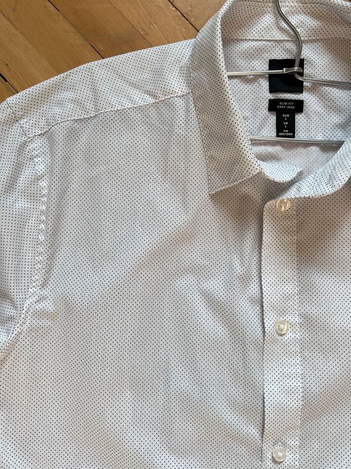 Hemd Slim fit von H&M Gr. L in Hameln