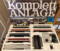Piko H0 Komplettanlage DDR, 1 Lok, 5 Wagen, Gleise, Trafo, OVP Berlin - Tempelhof Vorschau