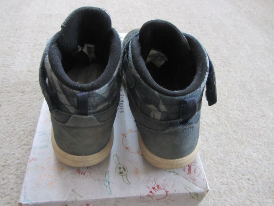 LOWA Halbschuhe Stiefeletten Jungen Gr. 39 Goretex, Vers .ab 5€ in Oettingen in Bayern