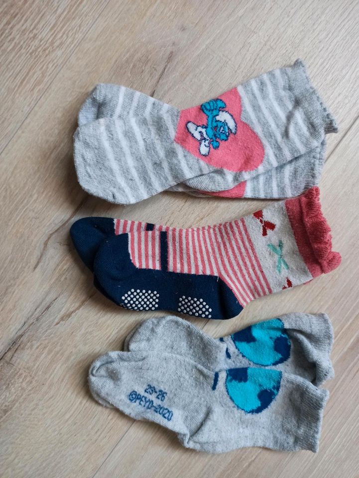 Socken, 3er Set, Kinderstrümpfe, bunt, Gr. 98 in Magdeburg