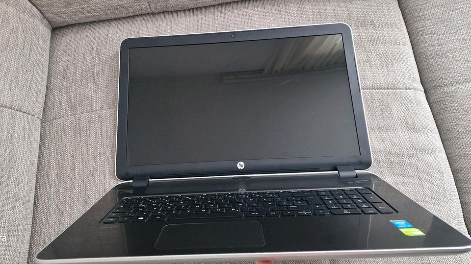 HP Laptop 17,3 Zoll in Köln
