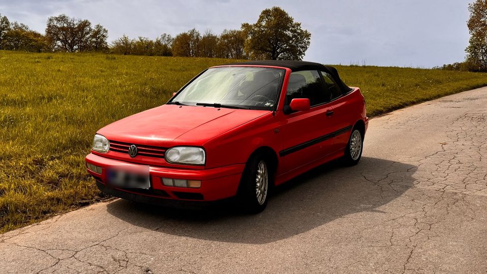 Seltenes „Erdbeerkörbchen“, Golf 3 Cabrio,90PS, 1.8l Automatik in Velbert