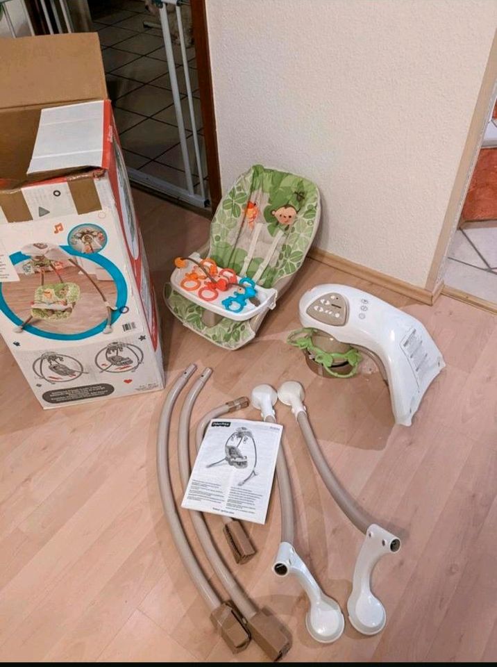 elektrische Babyschaukel von Fisher Price in Neubulach