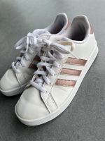 Adidas Sneaker Turnschuhe Gr. 35 1/2 Bayern - Kitzingen Vorschau