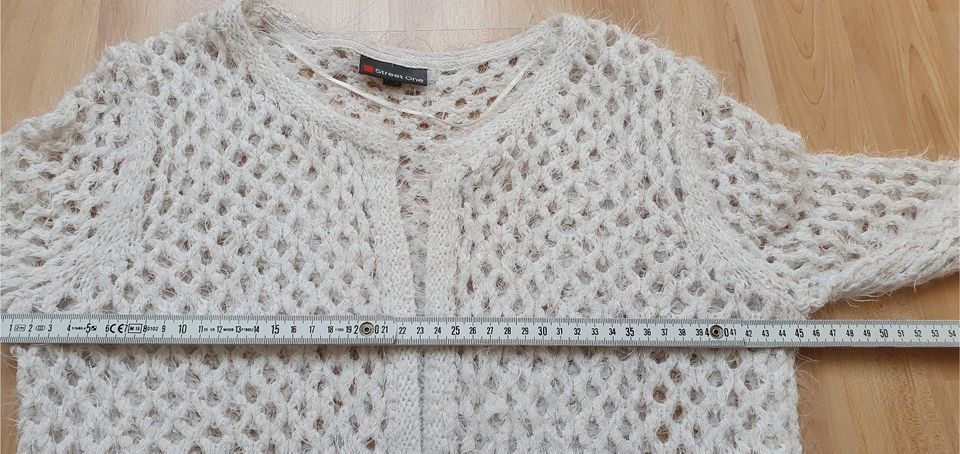 Street one Lochmuster Strickjacke Jacke 34/36 creme in Sibbesse 