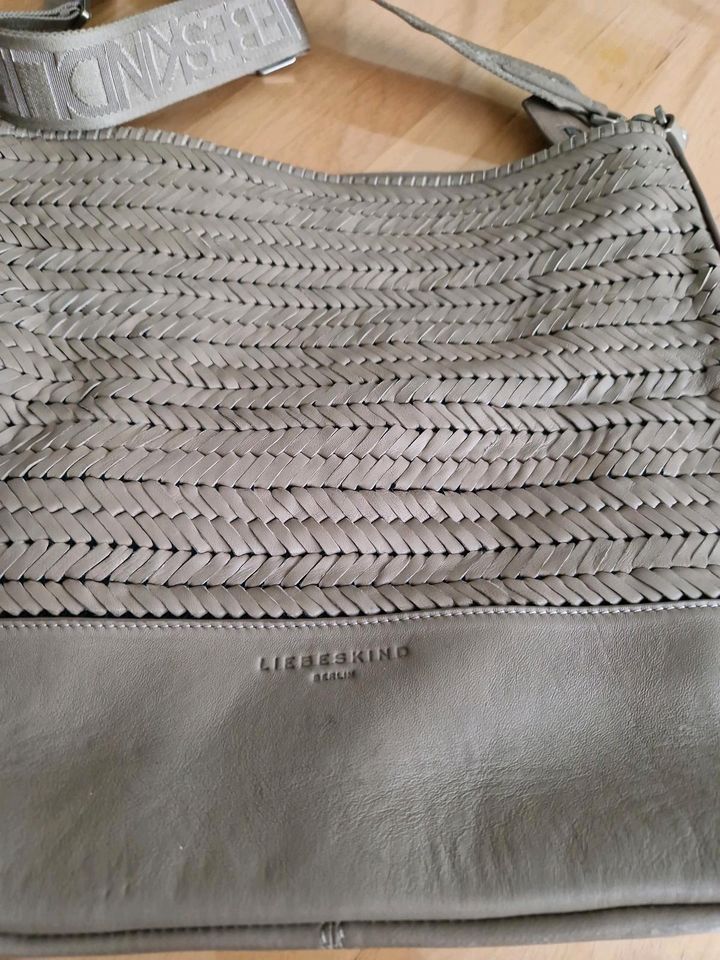 Liebeskind Handtasche taupe in Nehren