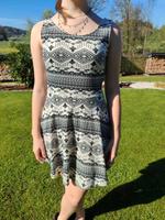 H&M Sommerkleid Kleid Gr. 36 S Kr. Altötting - Erlbach Vorschau