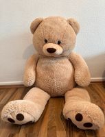 Teddy XXL, Bär 1,30 cm Frankfurt am Main - Fechenheim Vorschau