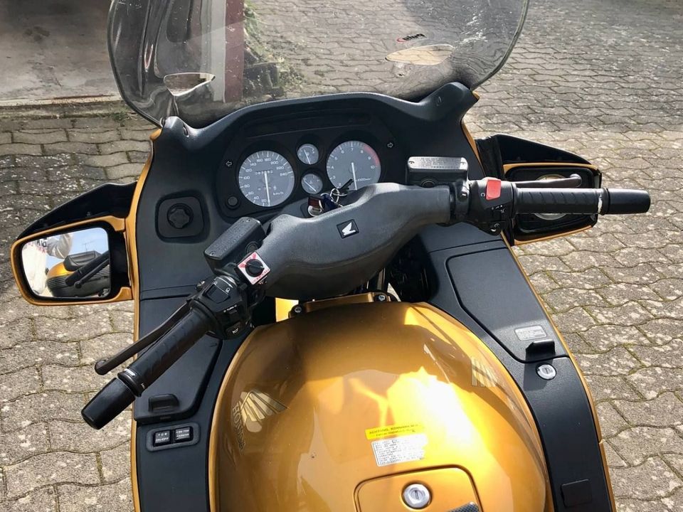 Honda ST1100 Edition 50 Jahre 500 Stück Weltweit. Letzte Preis in Wunstorf