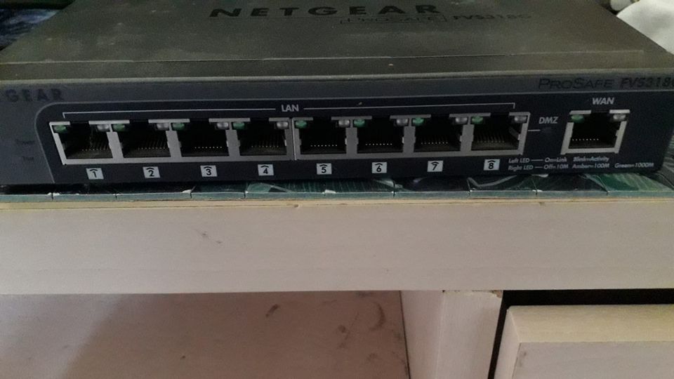 Zwei WLAN Router NETGEAR in Weyhe