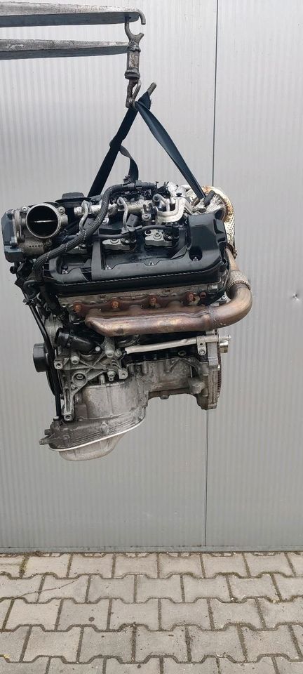 MOTOR ENGINE AUDI A4 A6 A7 Q7 3.0 TDI CRT CZV AUDI KOMPLETT in Neu Ulm