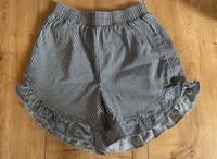 Pieces Shorts gestreift mit Rüschen Gr. S NEU Bayern - Illertissen Vorschau