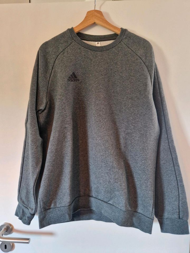 Pullover Adidas Gr. L meliert grau/blau in Ennepetal