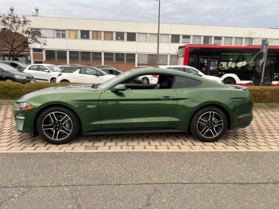 Ford mustang v8 5.0 in Nürnberg (Mittelfr)