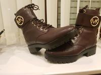 Neue Michael Kors Stiefeletten Gr.38 Hessen - Bruchköbel Vorschau