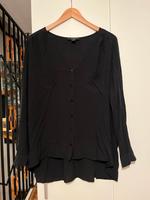 Neue schwarze Bluse von Atmosphere in Größe 48 Hessen - Ronshausen Vorschau