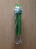 0,8 l Trinkflasche Tritanflasche mit Filtereinsatz verschraubbar Güstrow - Landkreis - Gülzow-Prüzen Vorschau