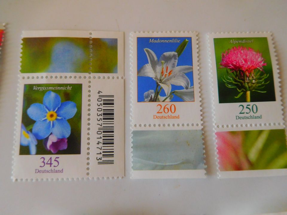 Briefmarken postfrisch Blumenserie in Walsdorf Eifel