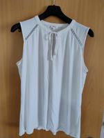 Shirt, Top, T-Shirt von s. Oliver in Größe 44/46, neuwertig Hessen - Korbach Vorschau