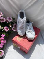 Puma Carina Sneakers Gr 42,5 Bayern - Altdorf Vorschau