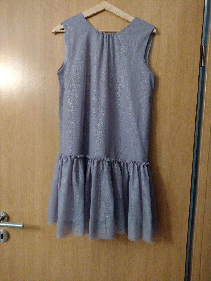 Kleid 152 von Name it neu in Haldensleben