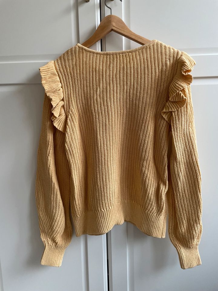 Damen Strickpullover Selected Femme gelb Größe M in Sassenberg