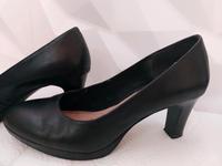 ⭐️Tamaris Pumps ,Echtes Leder 7 cm Absatz , schwarz Hannover - Kirchrode-Bemerode-Wülferode Vorschau