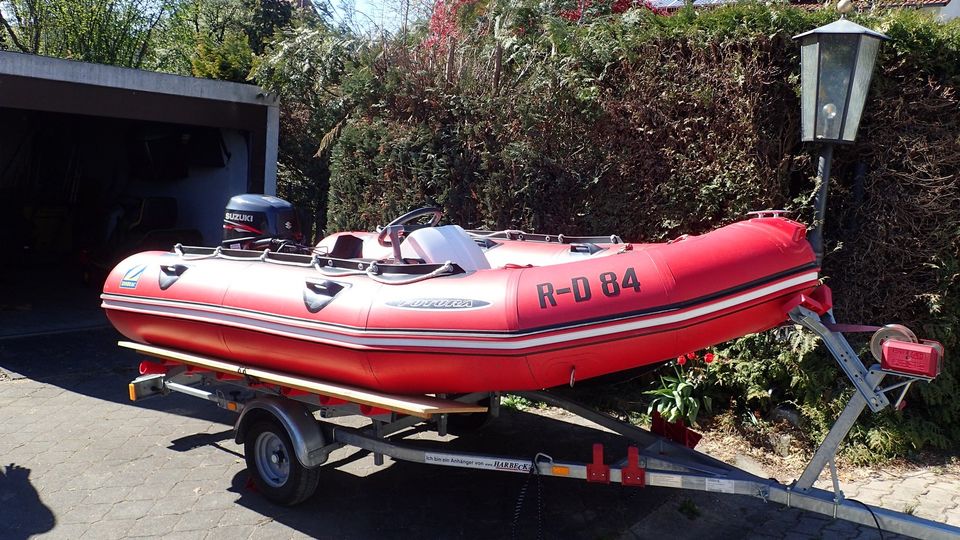 Zodiak Schlauchboot mit Motor und Trailer in Kirchdorf b Haag i OB