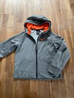 Nike Jacke jungen, grau, Neon orange, Größe 137 - 147 Nordrhein-Westfalen - Issum Vorschau