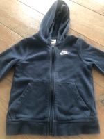 Nike Sweatjacke blau 122-128 Nordrhein-Westfalen - Sonsbeck Vorschau