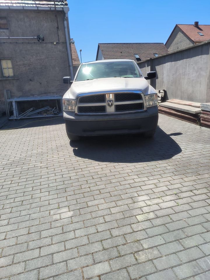 Dodge RAM 3,7 in Berlin