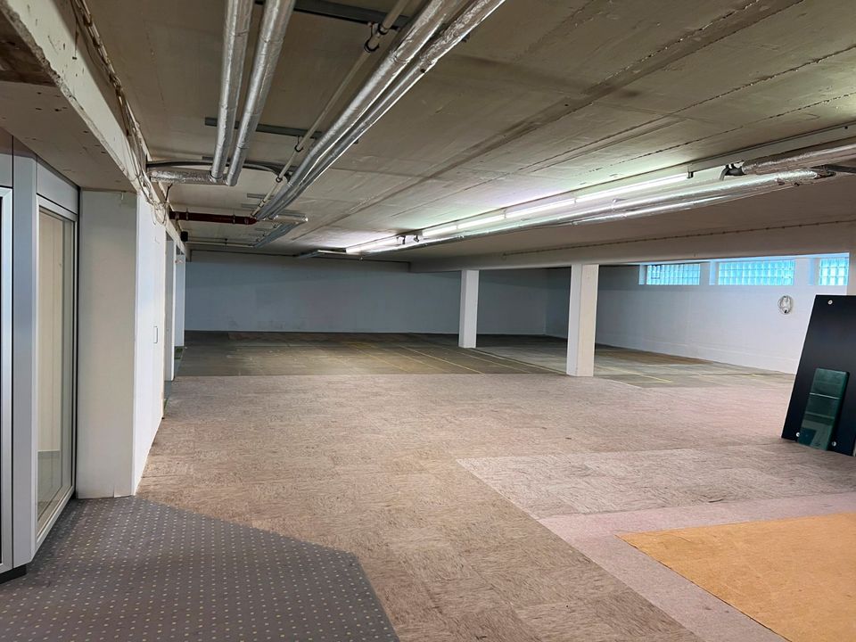 Geweberfl zw DEZ / Gewpark, 600m2 teilbar (+ opt 600 m2 Lagerfl) in Regensburg