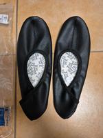 Ballett Turnschläppchen Gr. 43 schwarz *fast neu* Hessen - Gründau Vorschau