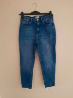 Hose Mom Jeans von Only Größe M 32 Hessen - Bischoffen Vorschau