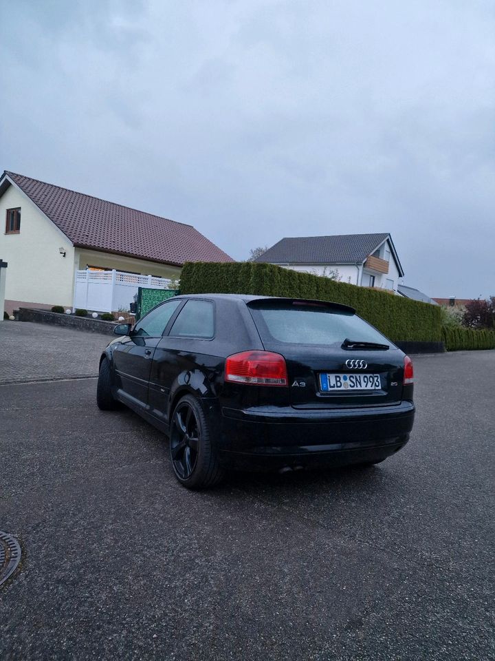 Audi a 3 s line RECHTSLENKER SPRINGT SPORADISCH NICHT MEHR AN in Riedlingen