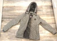 Winterjacke Jacke 164 von Staccato grau mit Kapuze warm Niedersachsen - Winsen (Aller) Vorschau