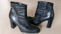 Business Halbstiefel Stiefelette 39 schwarz 5th Avenue Hessen - Kelsterbach Vorschau