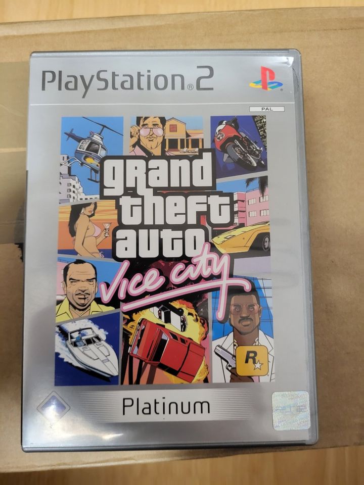 Grand thert auto vice city PS2 in Berlin