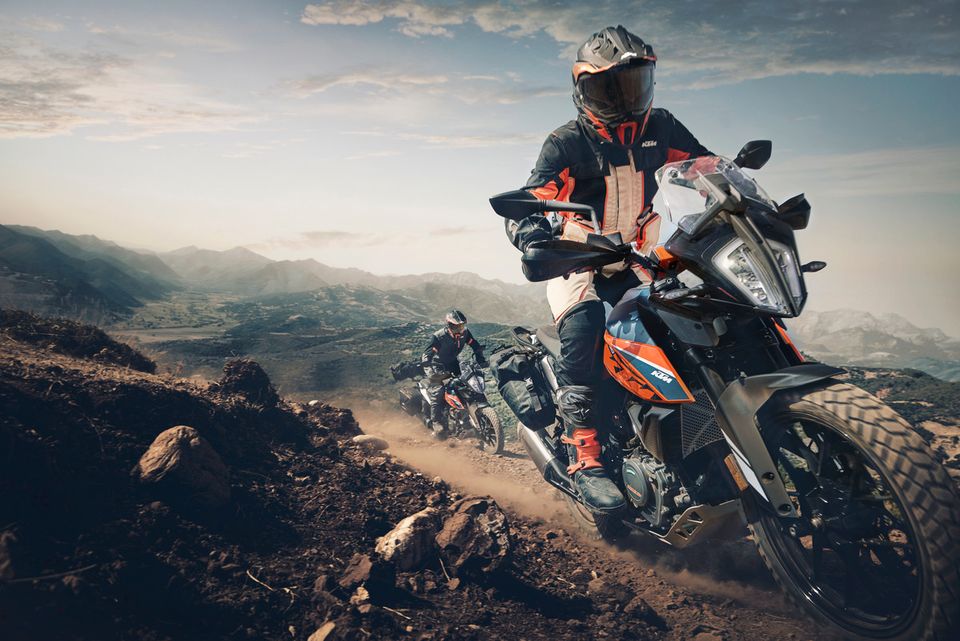 KTM 390 Adventure 2023 Orange Neufahrzeug *Frühjahrsaktion* in Winnenden