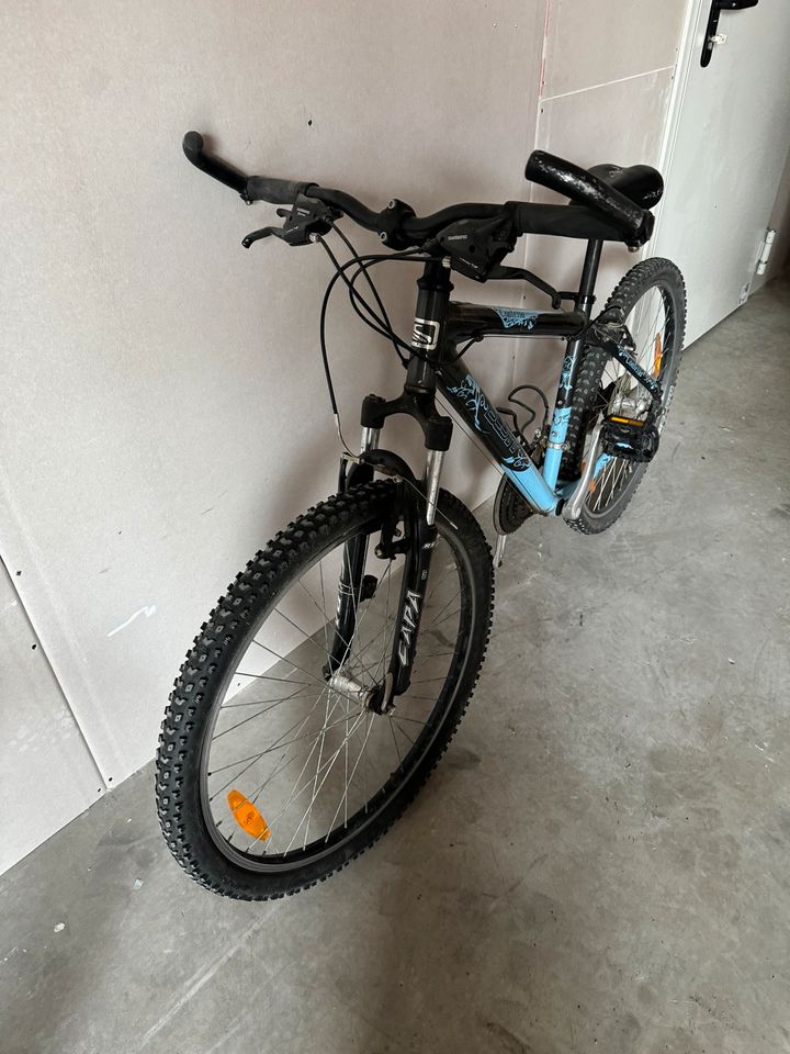 Fahrrad / Jugend Fahrrad / Mädchen Fahrrad Scott in Idstein