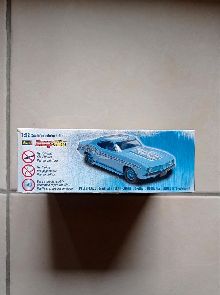 Revell Monogram 1:32 1969 Chevrolet Camaro Scalextric Carrera in Wolfratshausen