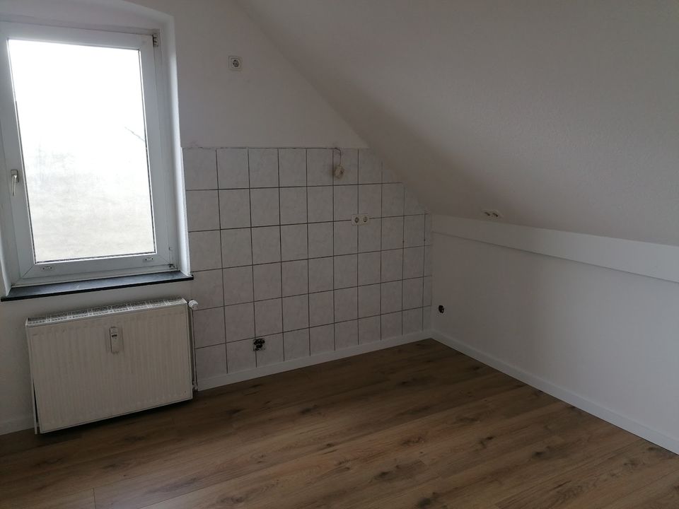Gemütliche 3 Zimmer-Dachgeschosswohnung zu vermieten! in Bochum