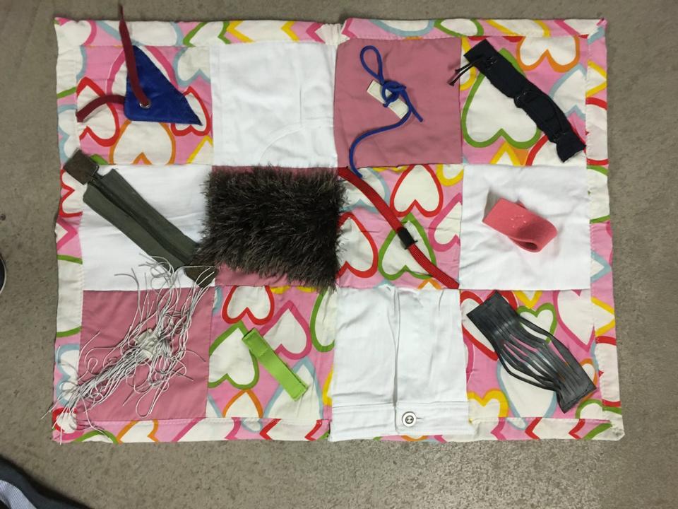 Nesteldecke Patchwork-Decke für an Demenz erkrankte Menschen in Remchingen