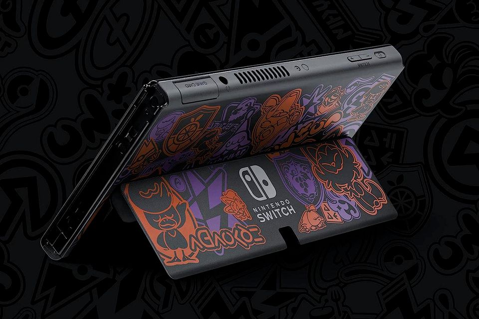 Nintendo Switch – OLED-Modell – Pokémon Karmesin & Purpur-Edition in Lübeck